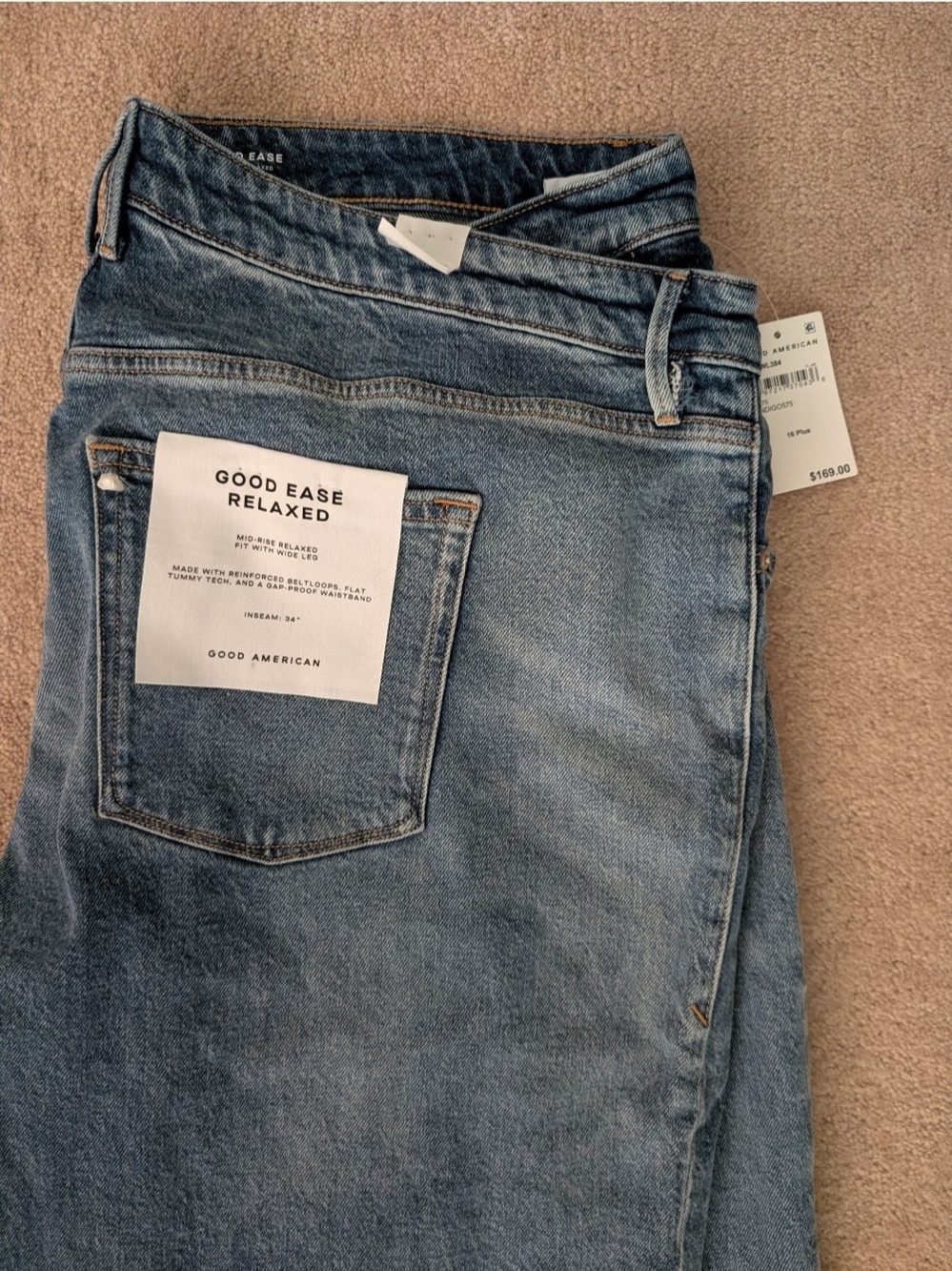 NWT Good American Good Ease Relaxed Jeans